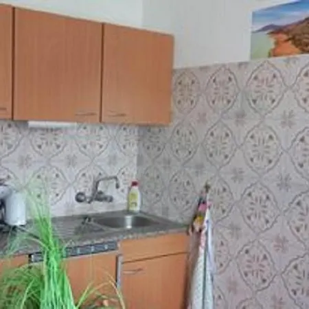 Anna * バダチョニトマイ