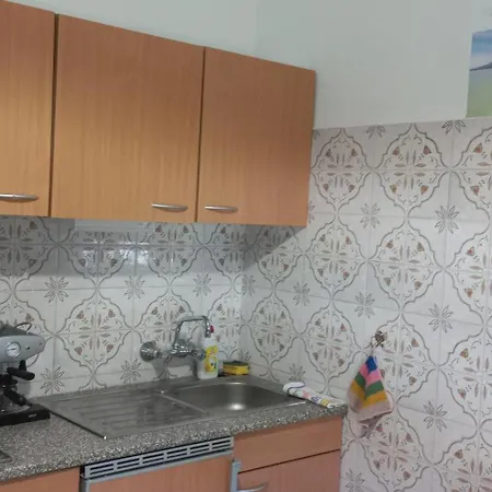 Anna バダチョニトマイ